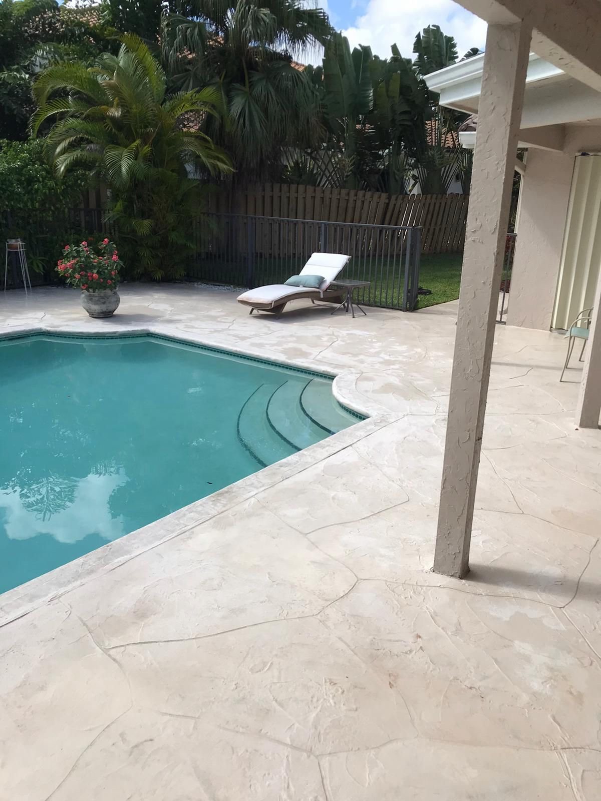 Pressure washing in Miami Beach, Florida